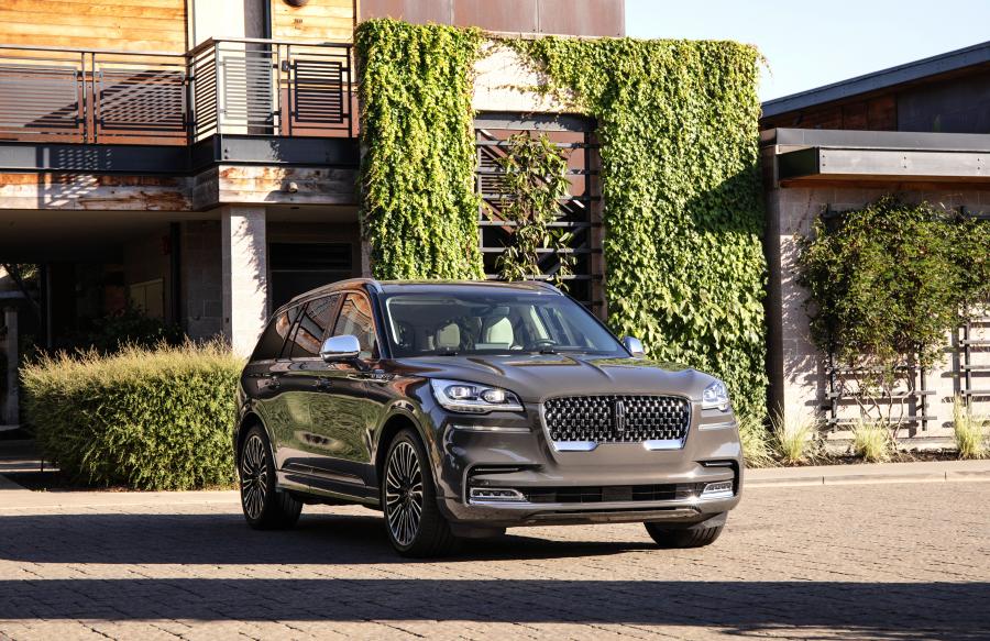  Lincoln Aviator Black Label 2019 года  (фото 23 из 48)